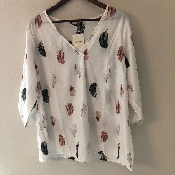 BloomChic Women's Feather Print Blouse Roll Tab Sleeve NWT 14-16 - Picture 7 of 9
